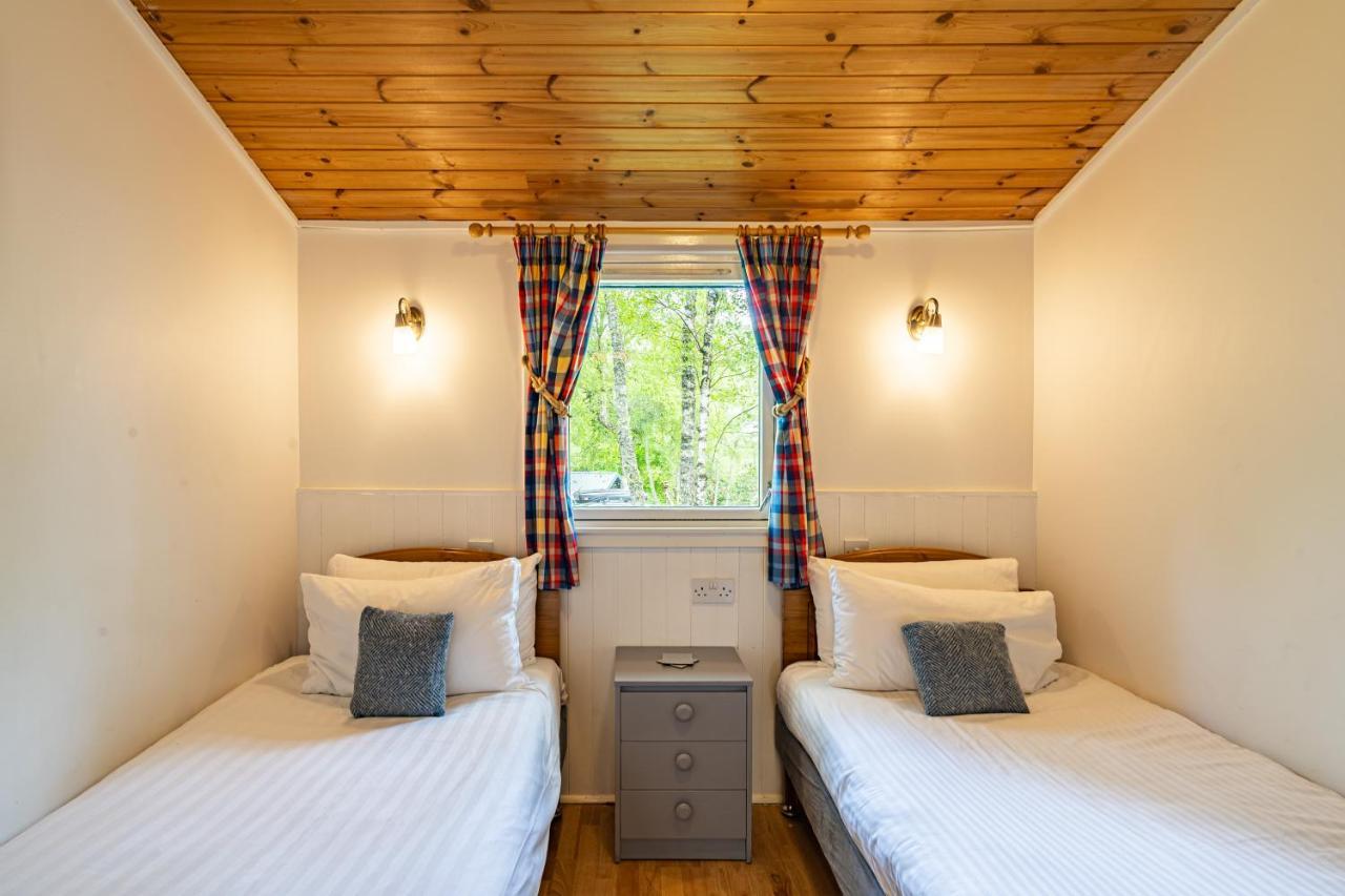 Heather Lodge 10 With Hot Tub Belladrum Buitenkant foto